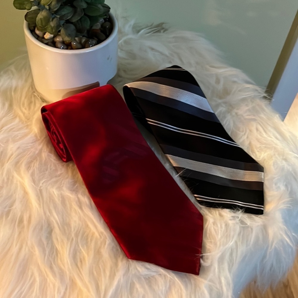 Two Men’s Tie - Picture 1 of 3